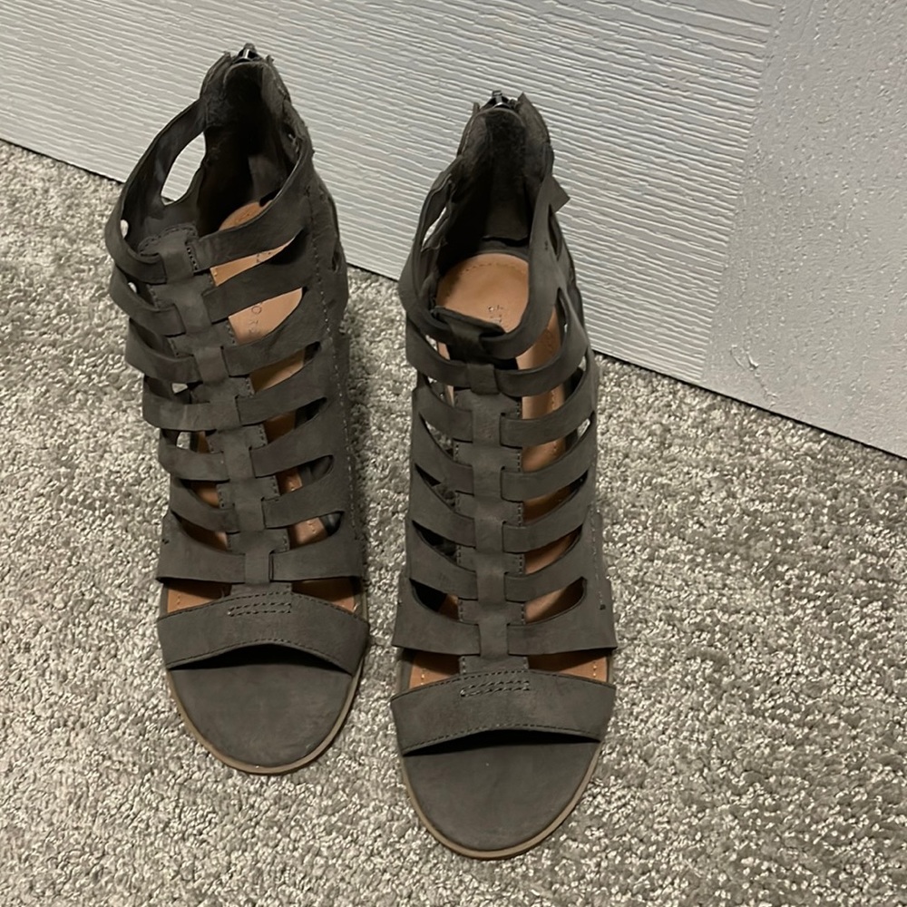 Indigo Rd. Strap Heels. Size 9.5